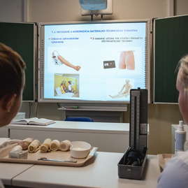 Zväčšiť fotografiu - Európskej komisii predstavili plány aj problémy vyplývajúce z transformácie regiónu - TSK_EK HN_mini-57